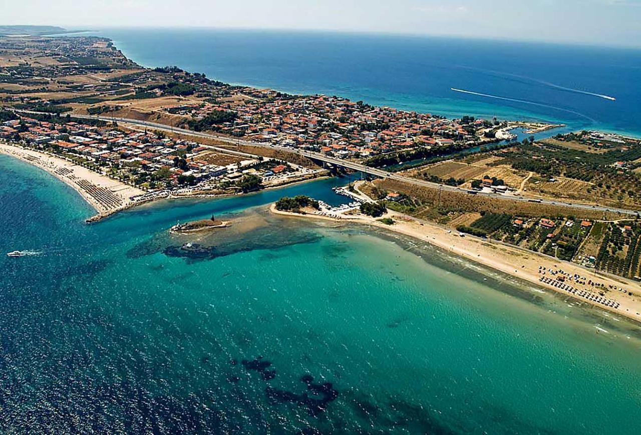 Seaside Villa Nea Poteidaia Exterior photo