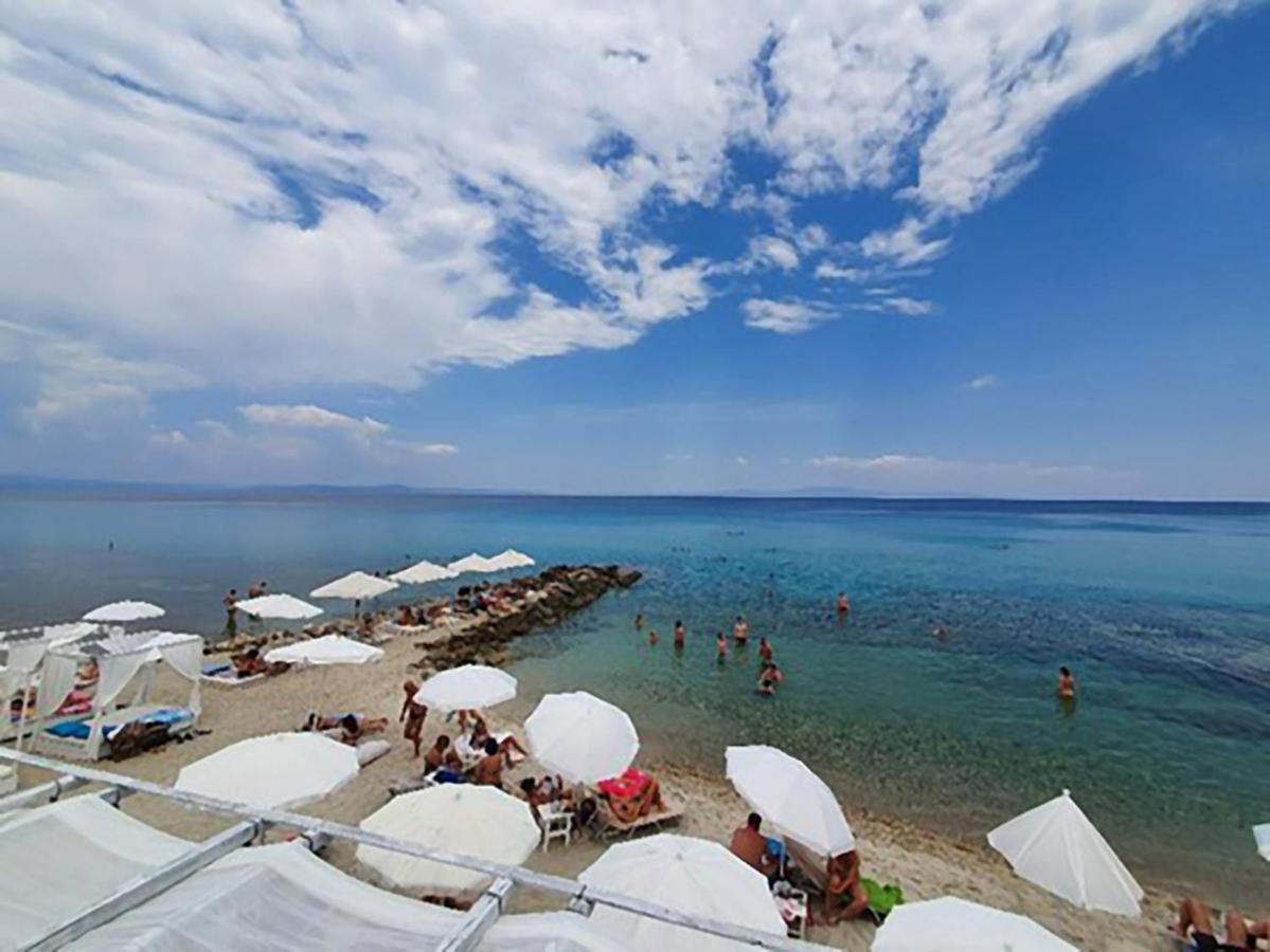 Seaside Villa Nea Poteidaia Exterior photo